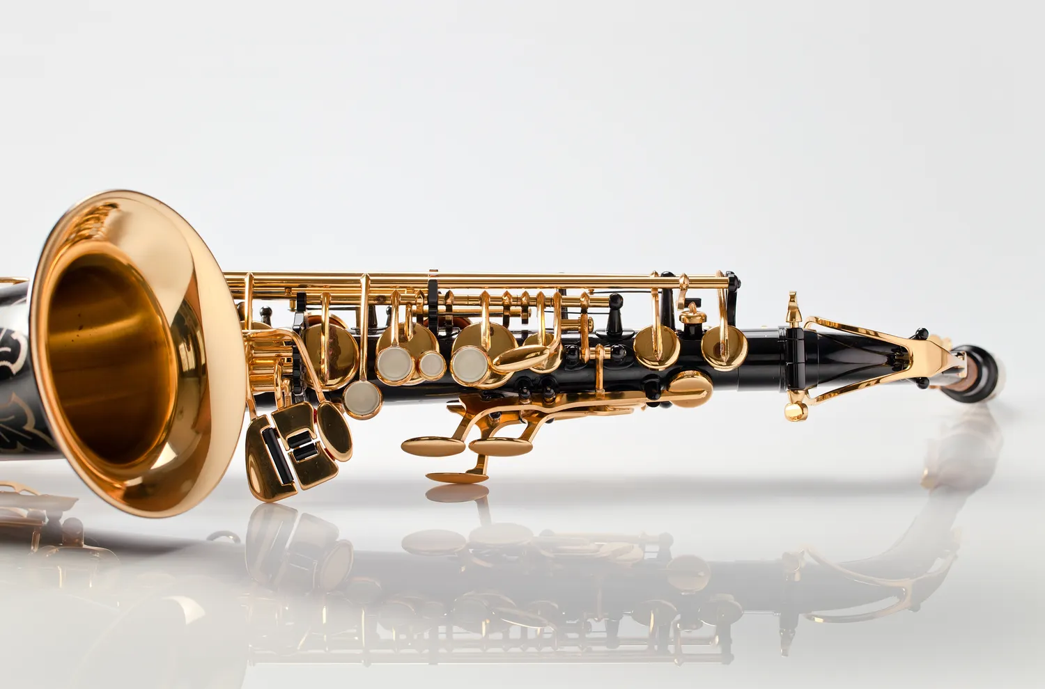 Jak wyciszyć saksofon?